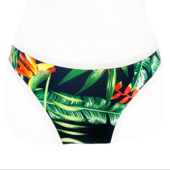 NEW Cupshe Bird of Paradise Green Bikini Bottoms M - Picture 1 of 4
